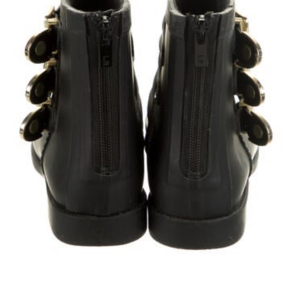 Size 6 black Loeffler Randall rubber rain boots - Picture 2 of 2